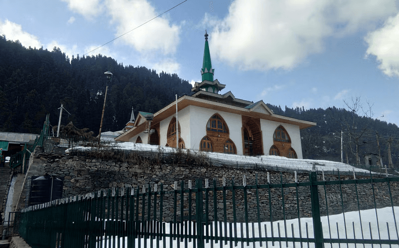 Baba Reshi Shrine