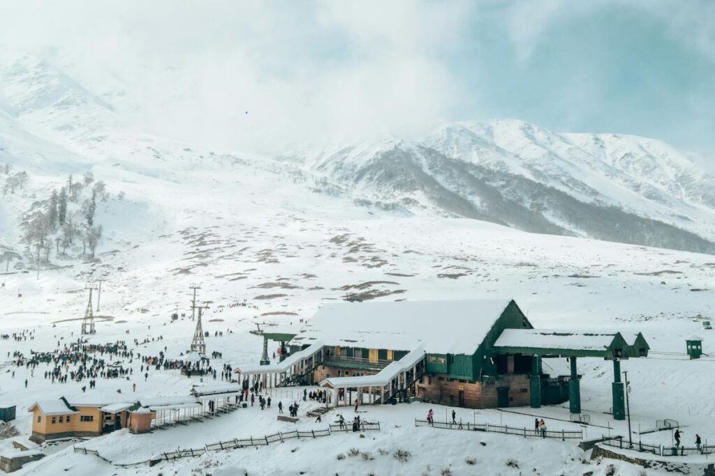 An image shows Kashmir Gulmarg in December