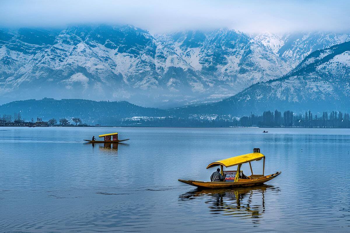 Most Famous Lakes in Kashmir?