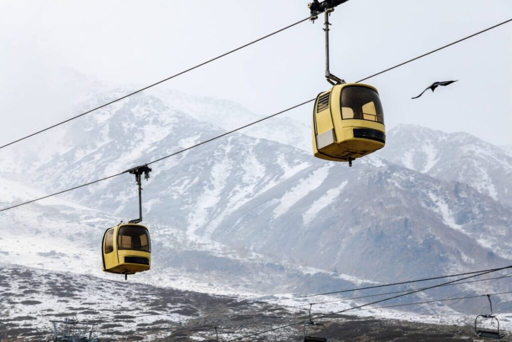 Is April a Good Time to Visit Gulmarg? 